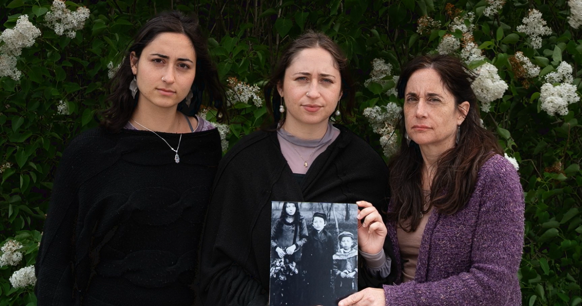 Prof. Laura Morowitz z córkami Olivią i Isabelle Schechter, fot. Piotr Jaxa