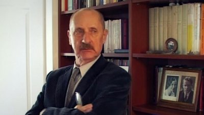 Prof. Edward Balcerzan