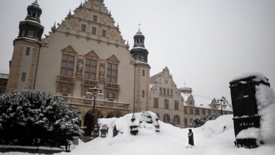 Rektorat w śniegu
