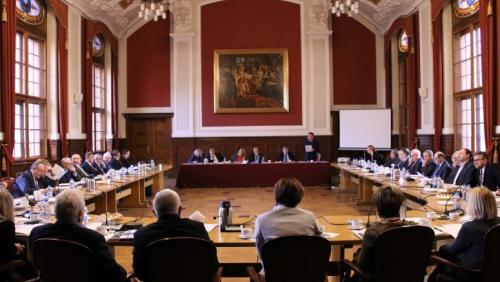 Komitet Obchodzów 100-lecia UAM