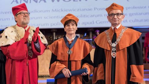 prof. Anna Wolff-Powęska