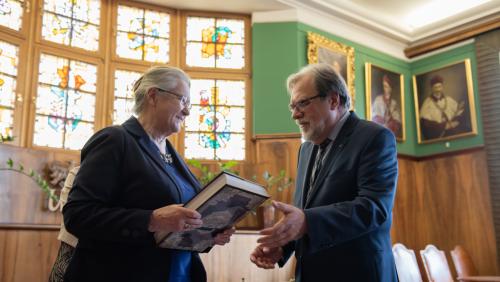 Profesor Hanna Kóčka-Krenz została uhonorowana Medalem Homini Vere Academico