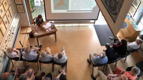 Wykład prof. Elizy Pieciul-Karmińskiej w Straży Baśniowej w Kassel