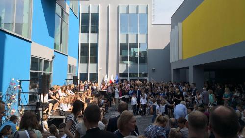 Foto: Szkoła na Umultowie