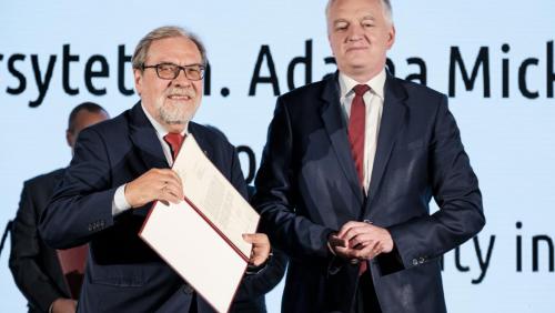 UAM uczelnią badawczą