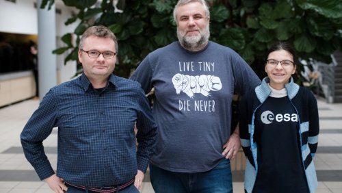 Od lewej: prof. Jakub Z. Kosicki, prof. Łukasz Kaczmarek, Weronika Erdmann