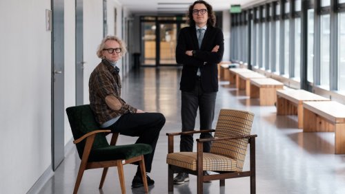 Prof. UAM Piotr Korduba i prof. UAM Michał Mencfel  Fot. Adrian Wykrota