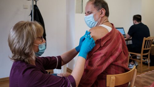 Szczepienia na UAM Fot. Adrian Wykrota