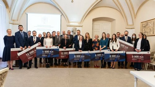 Prace doktorskie i magisterskie z UAM z nagrodami