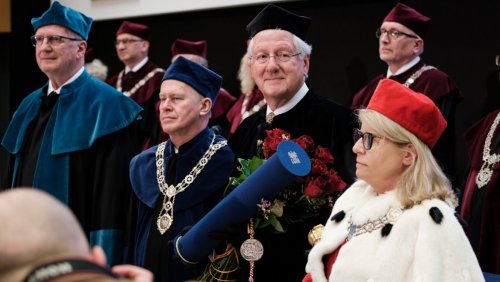 Prof. Hans-Jochen Schiewer został doktorat honoris causa Uniwersytetu im. Adama Mickiewicza w Poznaniu, fot. Adrian Wykrota