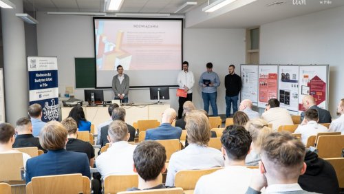 𝗢𝘁𝘄𝗮𝗿𝘁𝗲 𝗢𝗯𝗿𝗼𝗻𝘆 𝗭𝗲𝘀𝗽𝗼ł𝗼𝘄𝘆𝗰𝗵 𝗣𝗿𝗼𝗷𝗲𝗸𝘁ó𝘄 𝗜𝗻ż𝘆𝗻𝗶𝗲𝗿𝘀𝗸𝗶𝗰𝗵 Fot. NI UAM