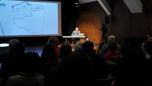 Zdjęcie z 16 stycznia 2024 roku. Prelekcja prof. Marka Marciniaka. Fot. Zofia Starykiewicz