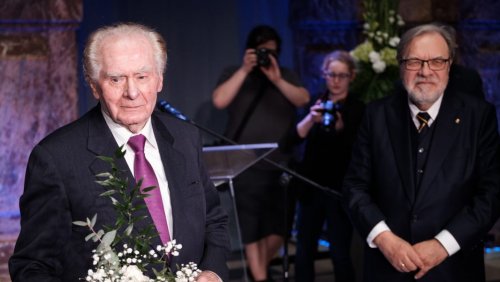 W 2019 roku Wiesław Myśliwski, jeden z największych współczesnych polskich pisarzy, odebrał Nagrodę im. Adama Mickiewicza za powieść „Ucho igielne”. Fot. Adriajn Wykrota