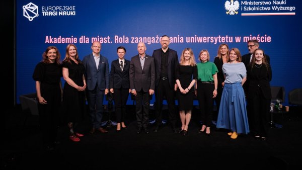 Akademie dla miast - uczestnicy panelu na Europejskich Targach Książki, fot. Władysław Gardasz