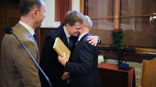 Prof. Tadeusz Stryjakiewicz z Medalem Homini Vere Academico, fot. Władysław Gardasz