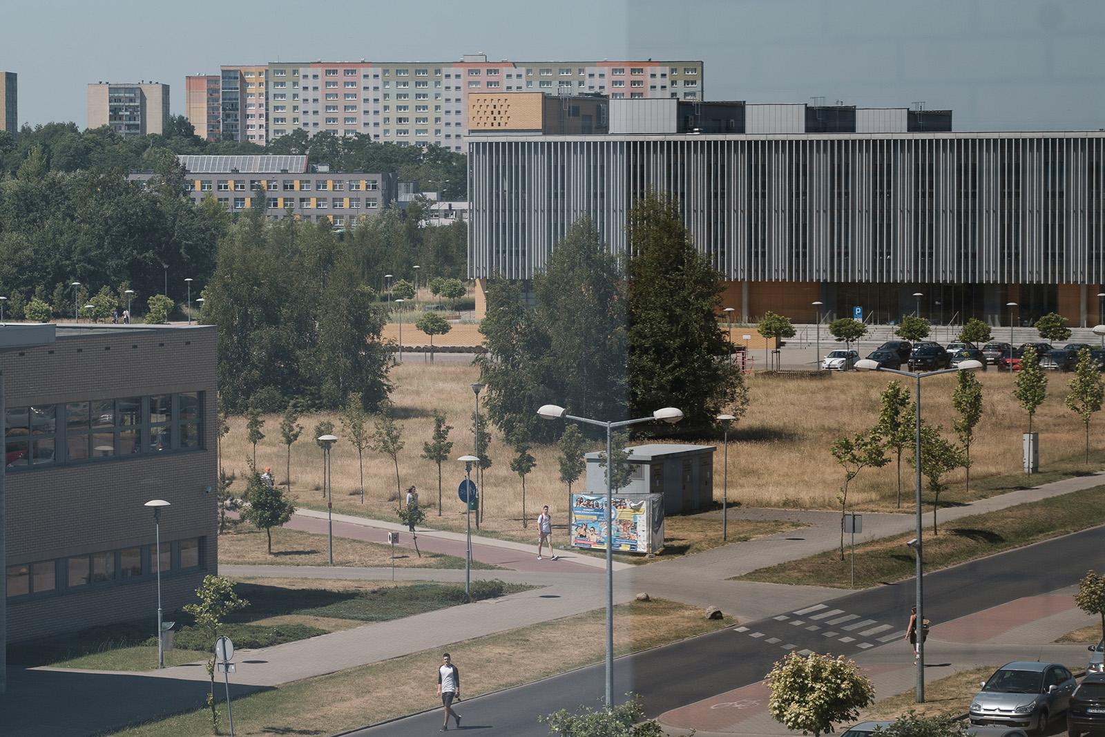 Kampus Morasko. Widok na Wydział Historyczny