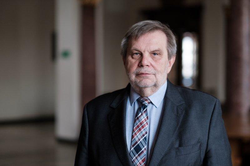Prof. Marek Nawrocki