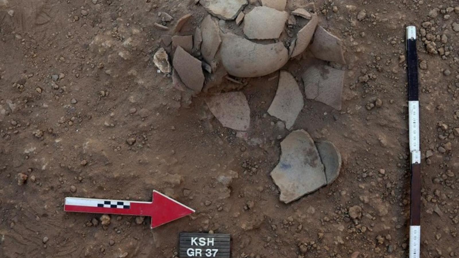 Pochówki w Sudanie. Fot. Maciej Jórdeczka