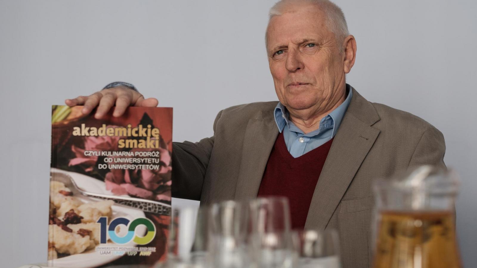 Akademickie smaki Andrzeja Niczyperowicza. Fot. Adriam Wykrota