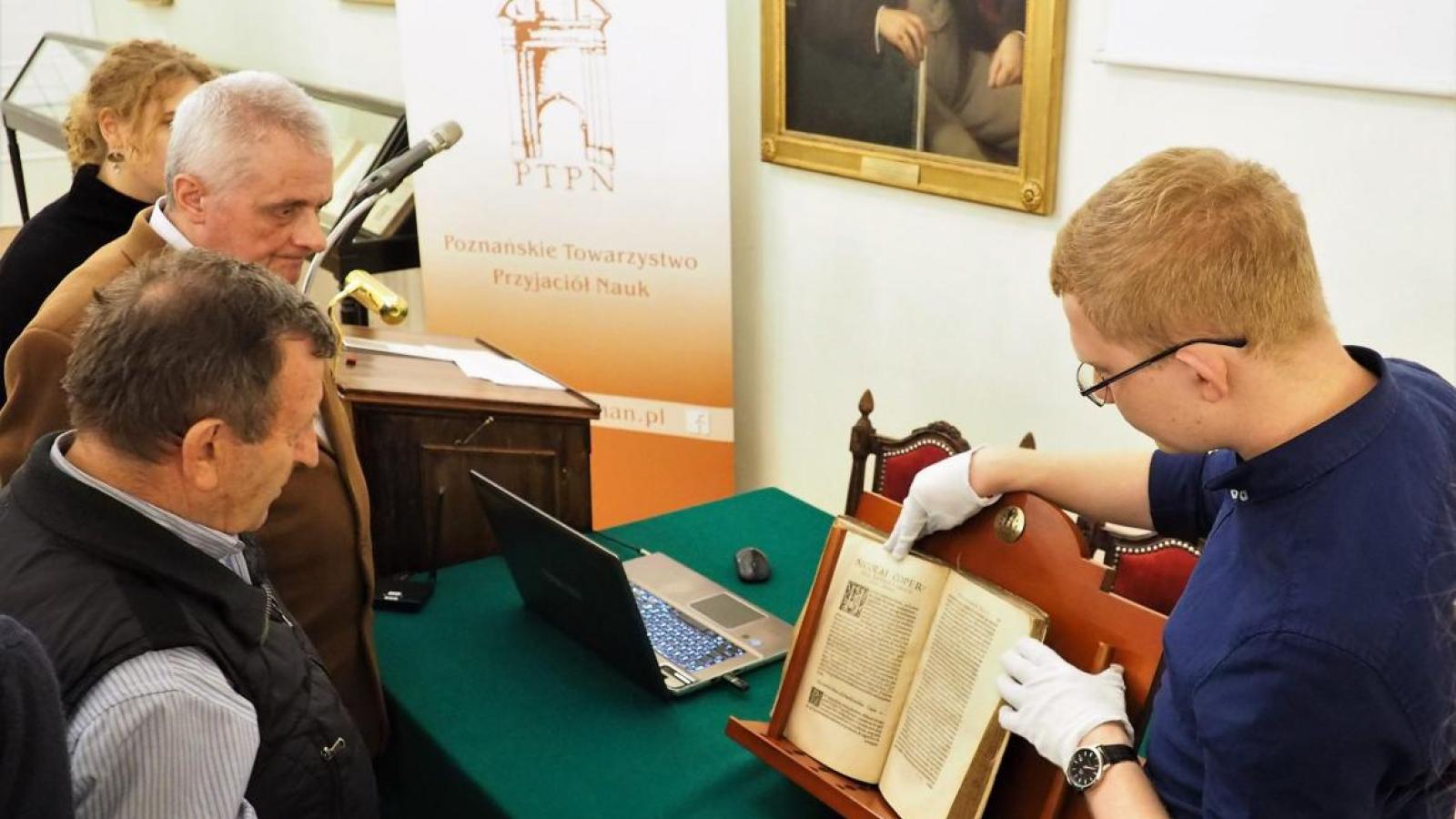 Skarby Biblioteki PTPN Fot. Jagoda Haloszka