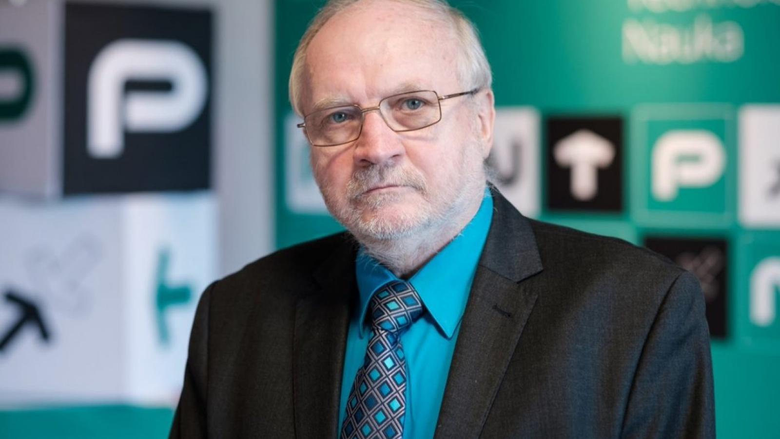 Prof. Jacek Guliński Fot. Adrian Wykrota