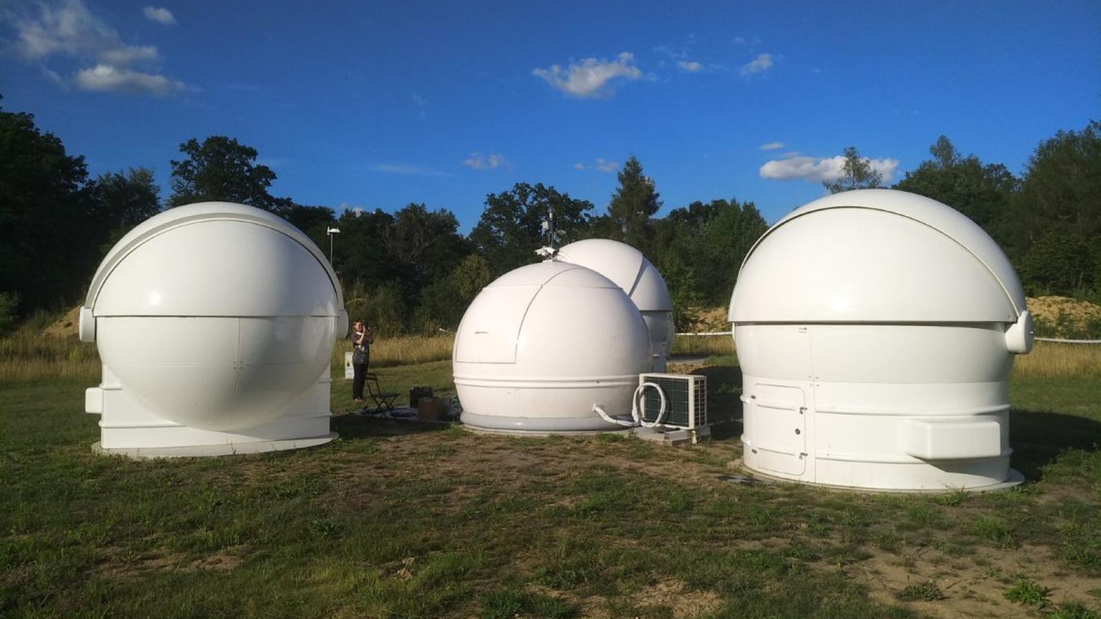 Teleskopy UAM w Chalinie