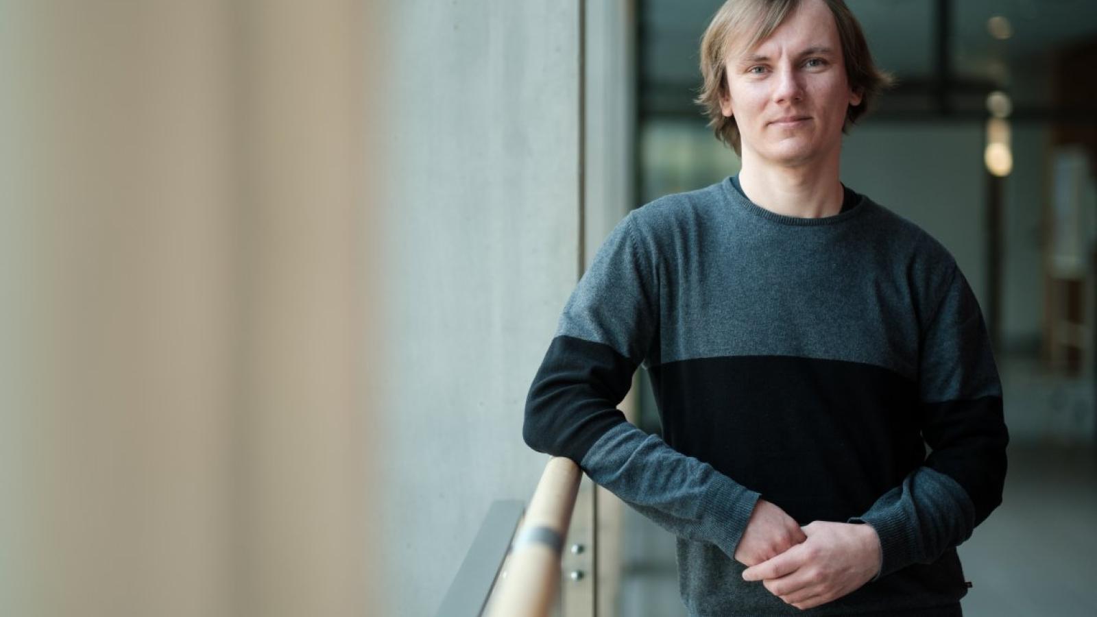 Prof. Tomasz Grzyb, fot. Adrian Wykrota