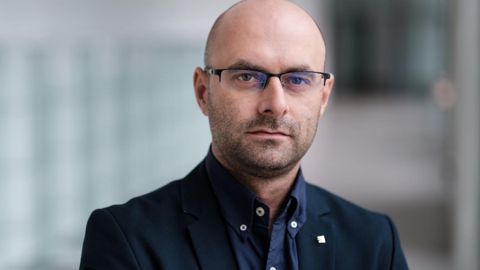 prof.  Artur Stefankiewicz