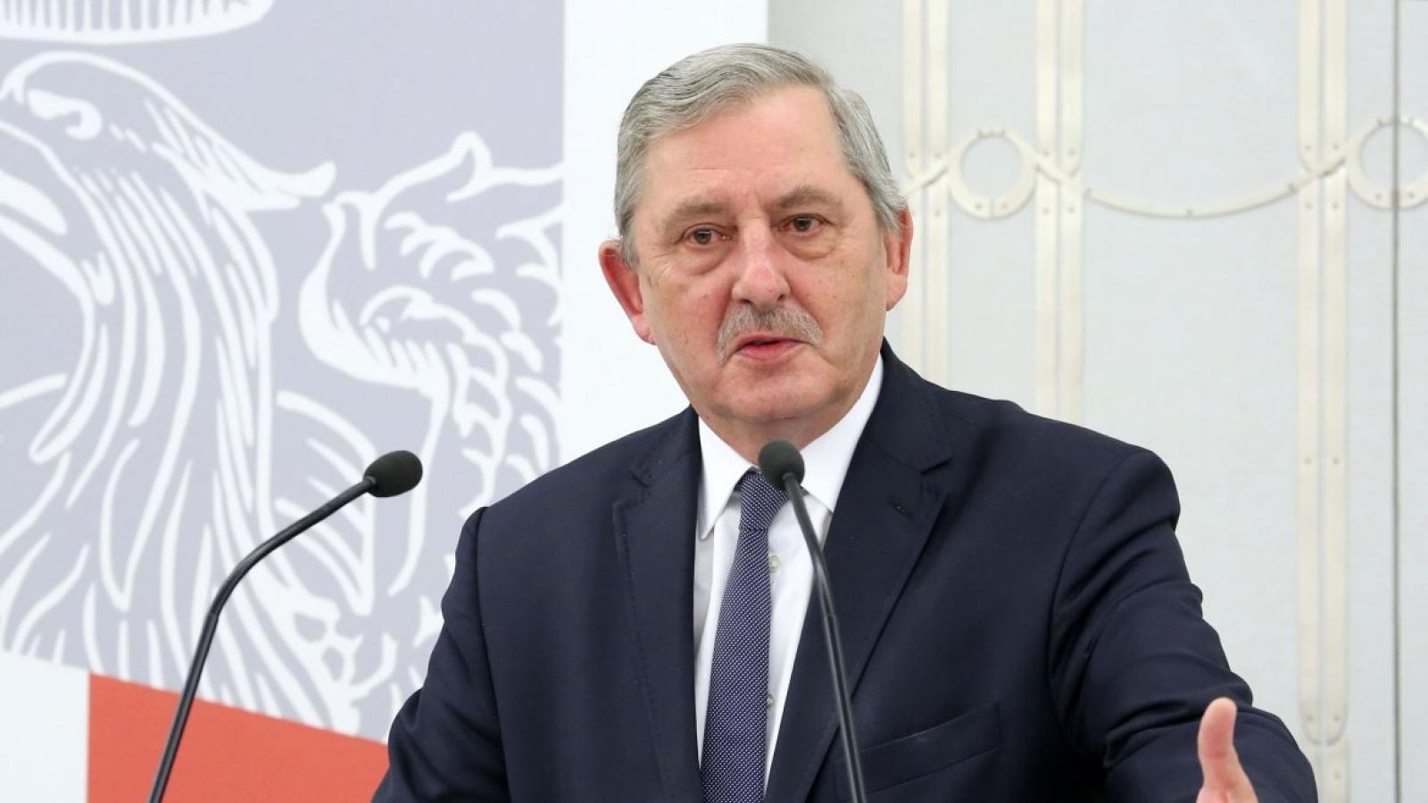 prof. Roman Hauser fot. Wikipedia