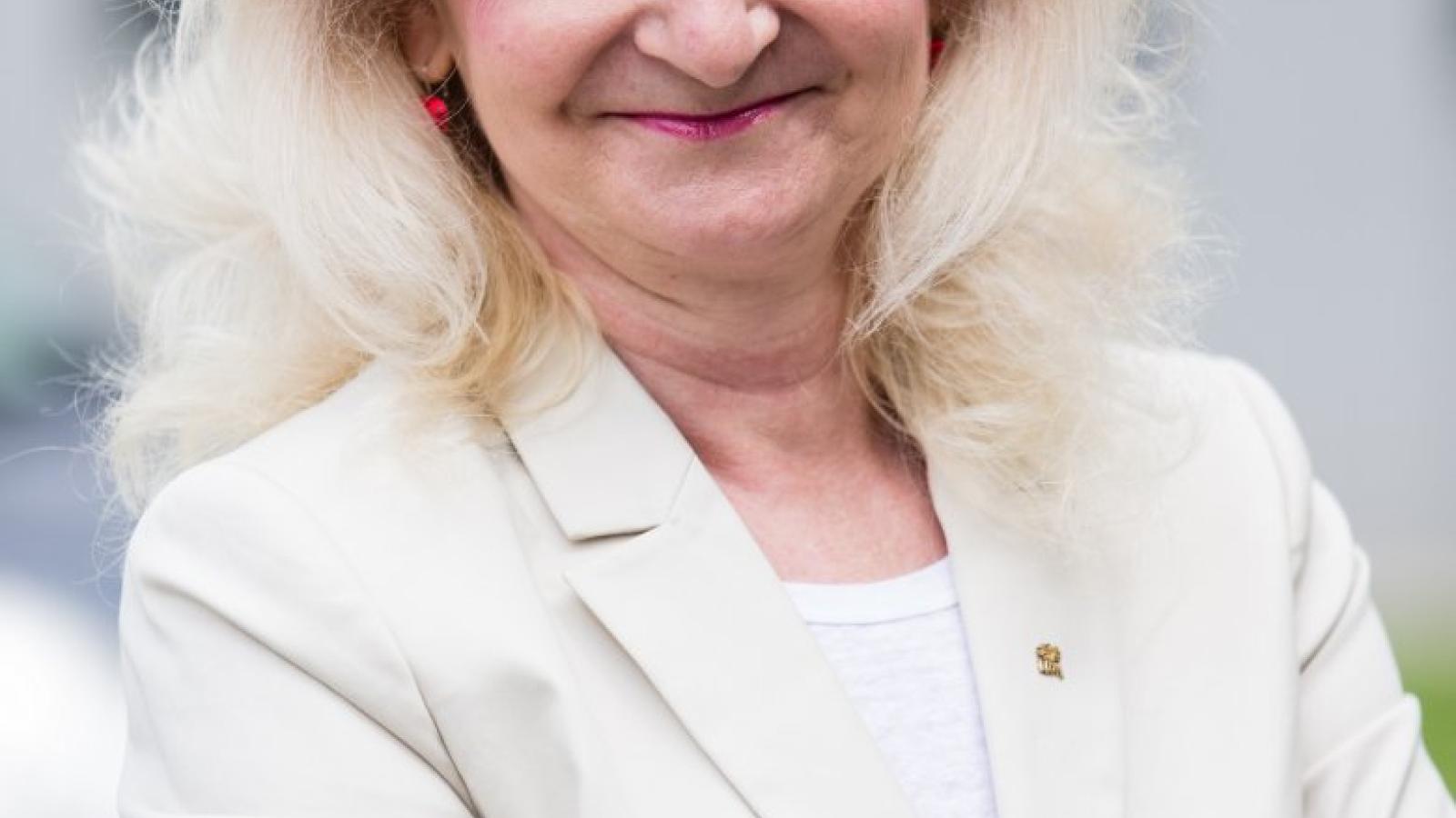 prof. Katarzyna Dziubalska-Kołaczyk