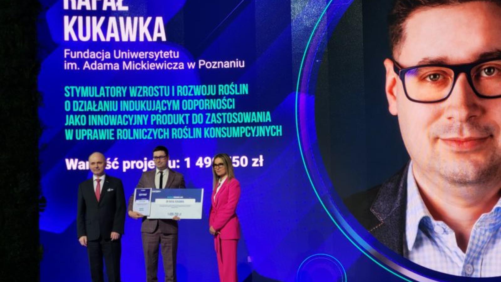 Dr Rafał Kukawka