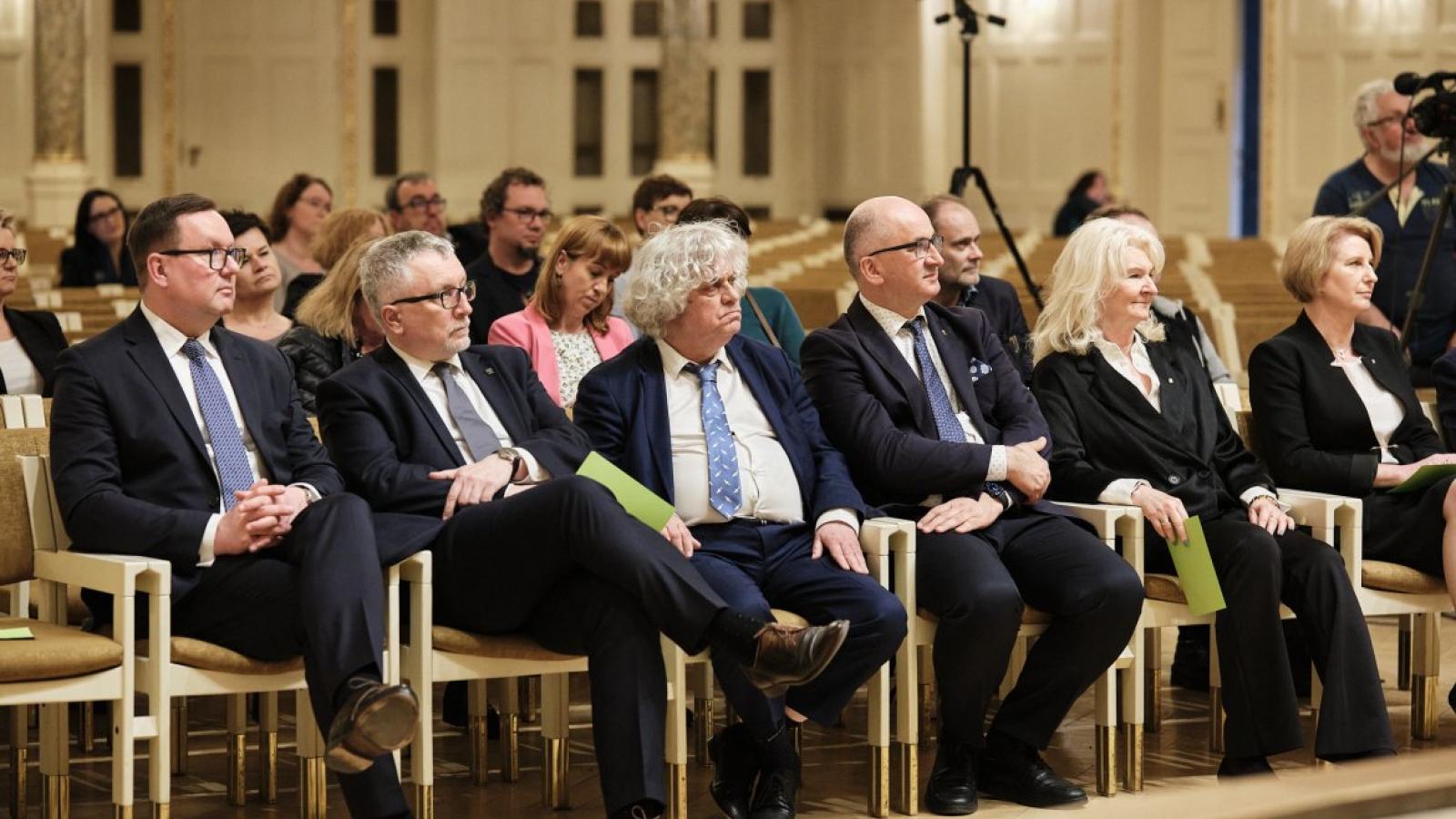 Wybory prorektorów UAM 2024-2028