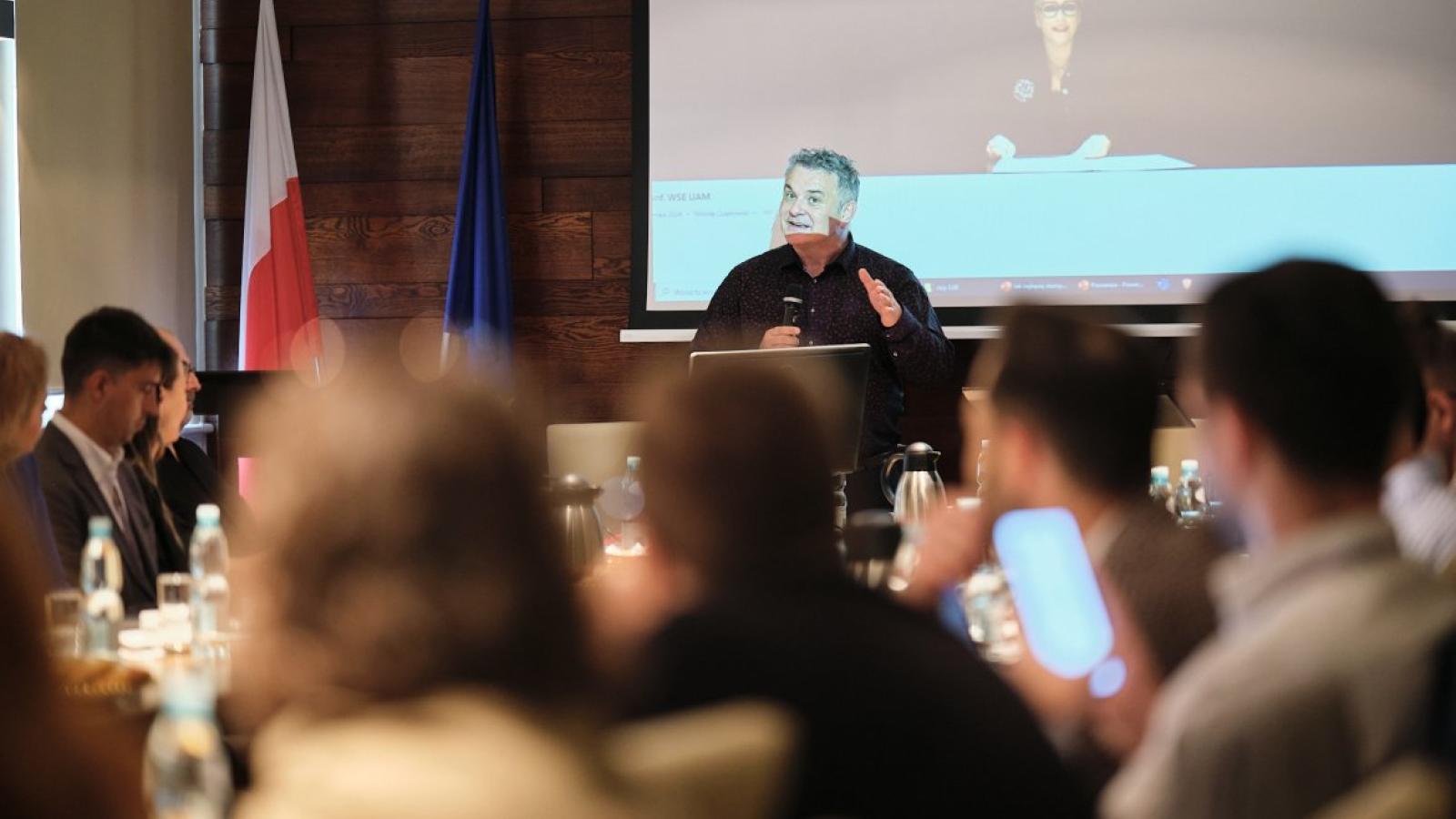 Cyberprzemoc: teoria, badania, poszukiwanie rozwiązań. Fot. Władysław Gardasz