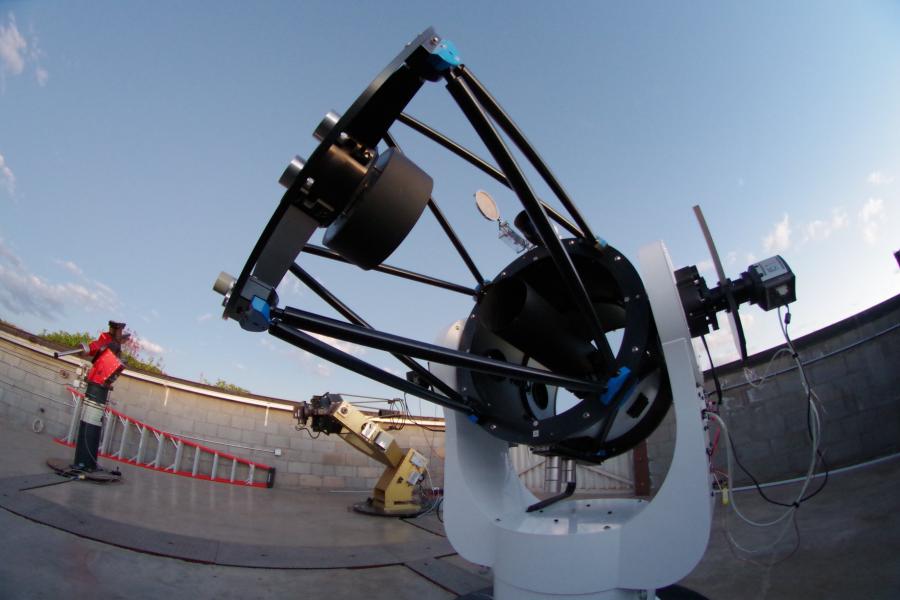 Teleskop UAM w Arizonie