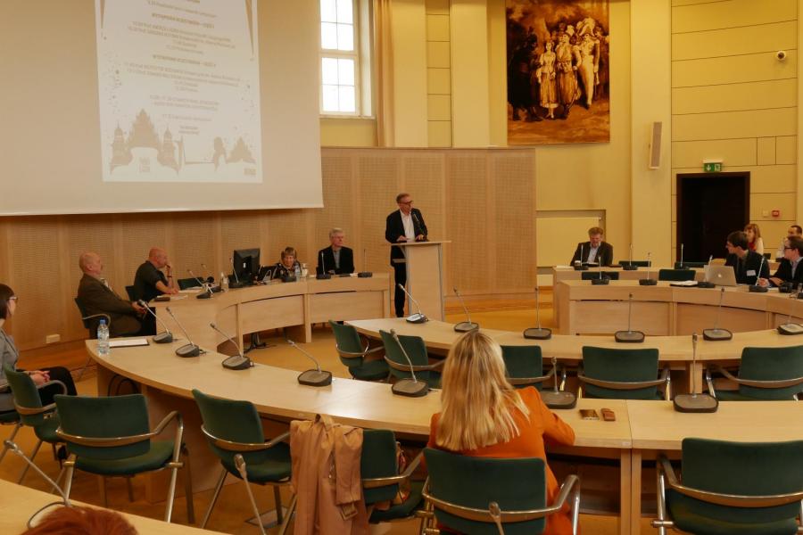 O egzystencji. Między filozofią a literaturą