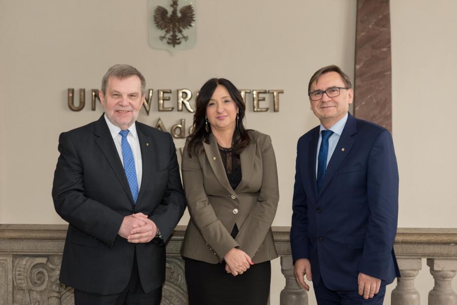 Profesorowie Marek Nawrocki, Beata Mikołajczyk i Ryszard Naskręcki