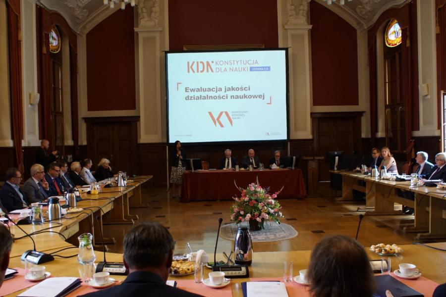 Na UAM konsultacje w sprawie rozporządzeń do Ustawy 2.0 dotyczących ewaluacji działalności naukowej