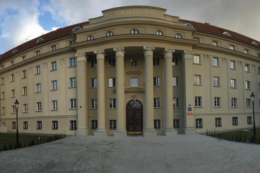 DS. Hanka