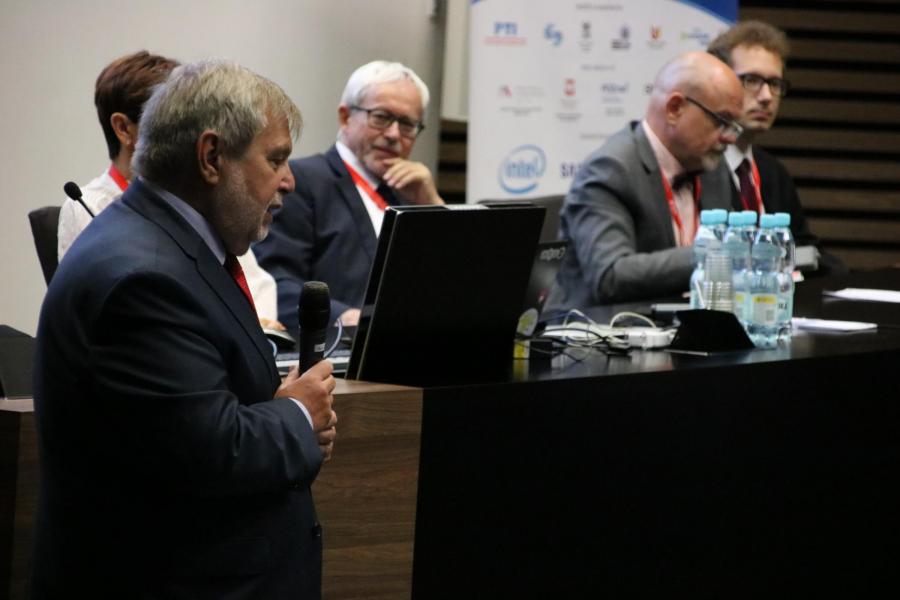 „Federated Conference on Computer Science and Information Systems”.