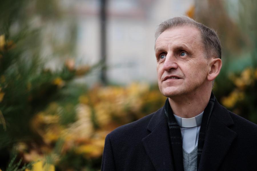 Prof. Piotr Nawrot