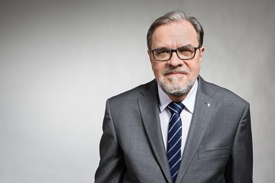 Prof. UAM dr hab. Andrzej Lesicki