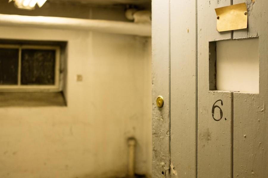 Więzienie w Collegium Martineum, fot. Adrian Wykrota