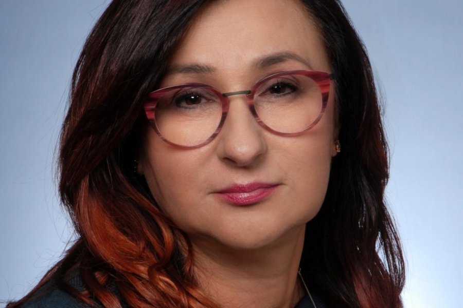 Prorektorka kierująca Szkołą Nauk Humanistycznych prof.  Beata Mikołajczyk