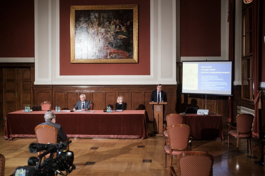 Debata wyborcza na UAM. Fot. A. Wykrota