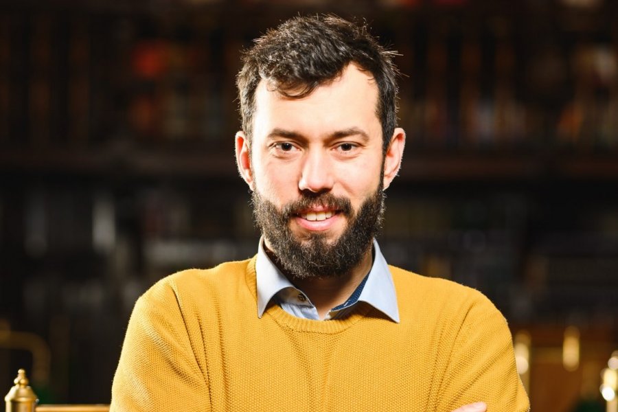 Dr Krystian Szadkowski