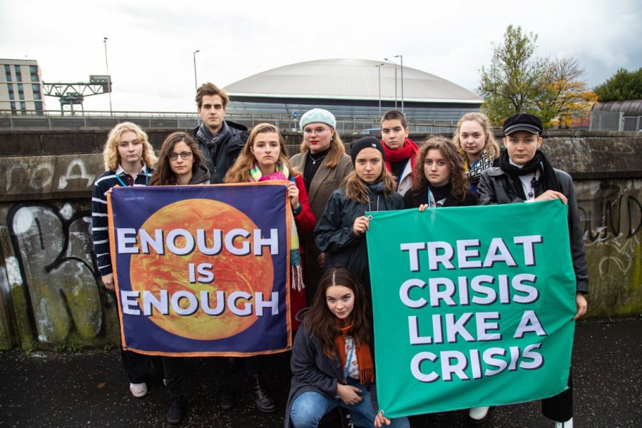 Katarzyna Niemier z polską aktywistyczną delegacją na COP26 w Glasgow, fot. Przemysław Stefaniak