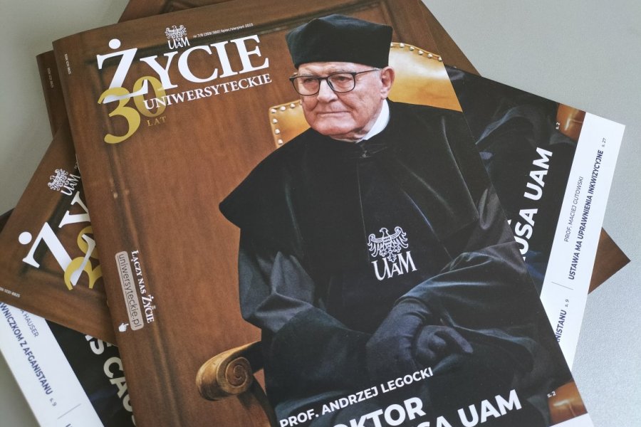 Wakacyjny numer Życia Uniwersyteckiego, fot. Ewa Konarzewska-Michalak