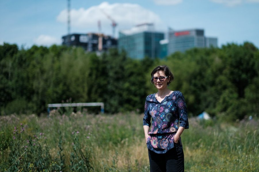 Prof. Monika Bakke na dawnym stadionie Fot. Adrian Wykrota