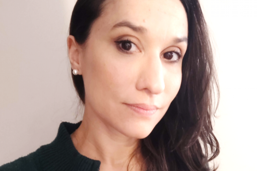 Dr Nahir Vadra Garcia z Wydziału Chemii