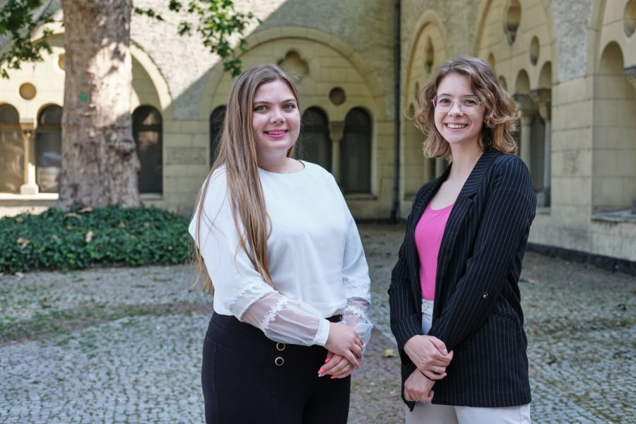 Marietta Koźlarek i Zuzanna Pobłocka wzięły udział w programie Popularyzacja nie boli, fot. Władysław Gardasz